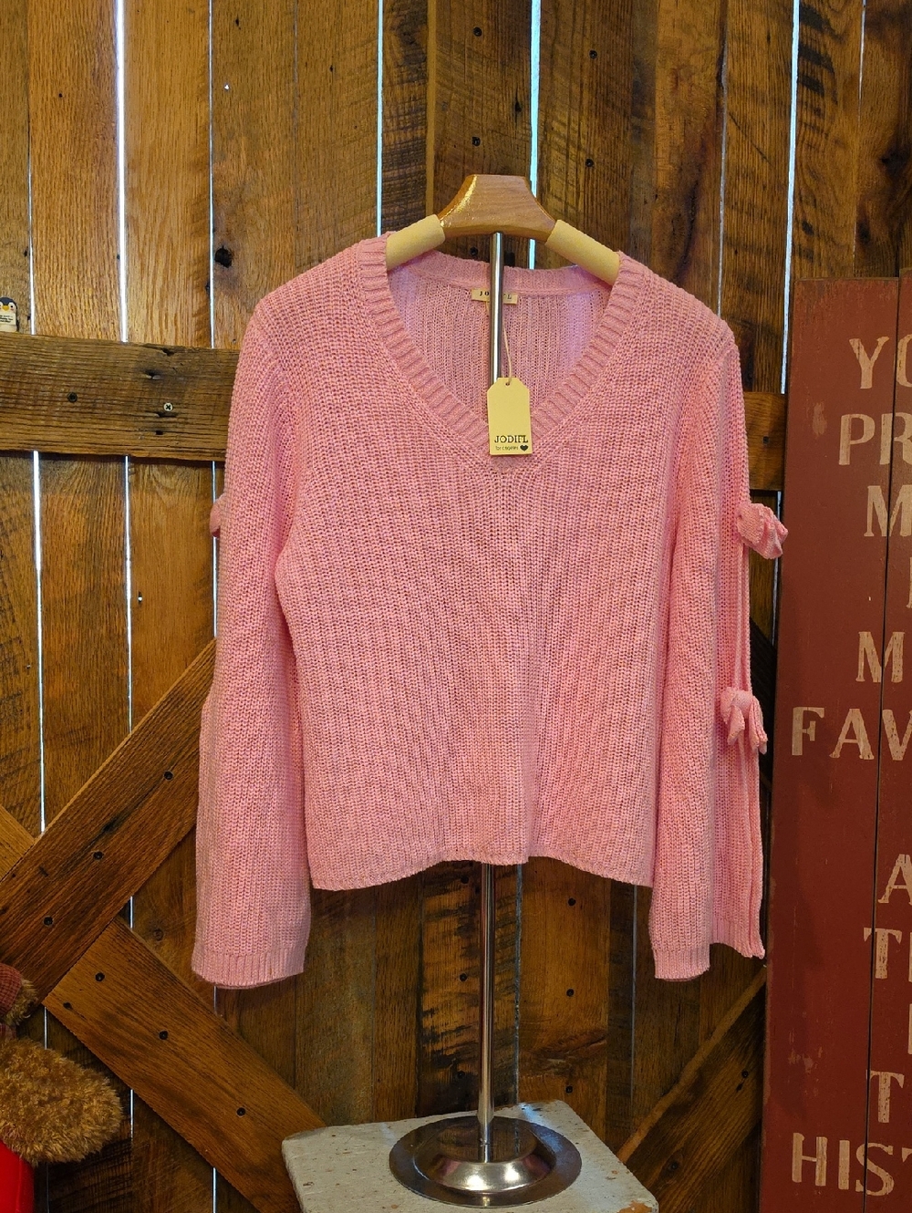 043p JODIFL Light Pink V-Neck Sweater with Sleeve Ties